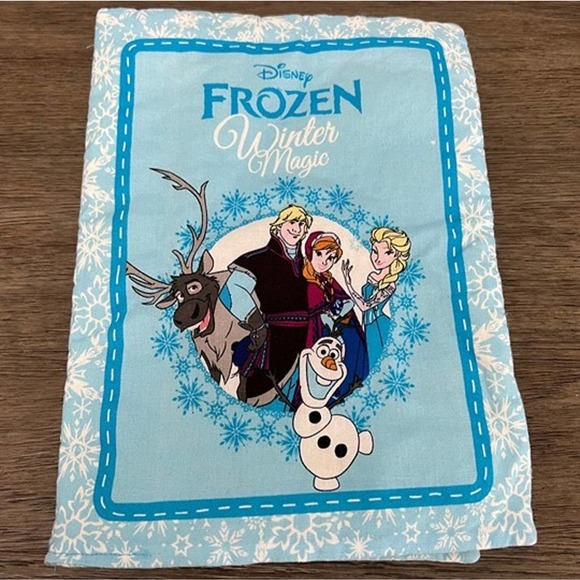 Disney Frozen‎ Winter Magic Soft Cloth Book - Picture 1 of 5